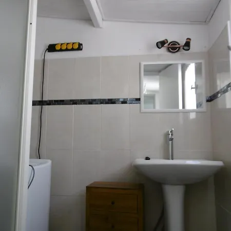 Maison Proche Centre, 4 Pers, Terrasse - Fr-1-823-105 Holiday home