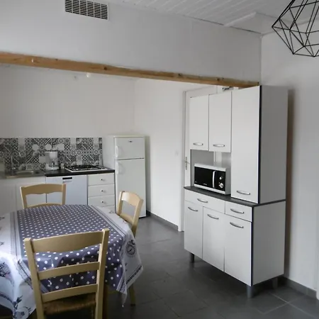 Maison Proche Centre, 4 Pers, Terrasse - Fr-1-823-105 Holiday home Noirmoutier-en-l'Ile